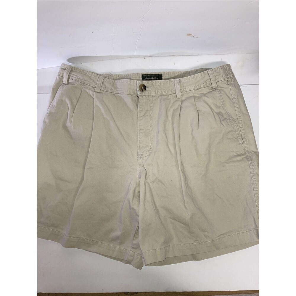 Eddie Bauer Men's Beige Lightweight Shorts Size 38